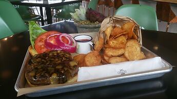 Cavalry Court, by Valencia Hotel Collection