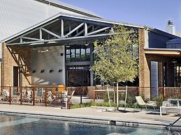 Cavalry Court, by Valencia Hotel Collection