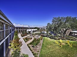 Cavalry Court, by Valencia Hotel Collection