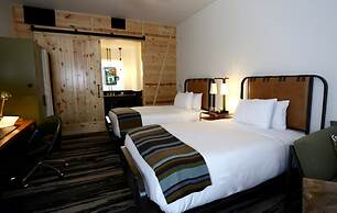 Cavalry Court, by Valencia Hotel Collection