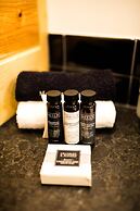 Cavalry Court, by Valencia Hotel Collection