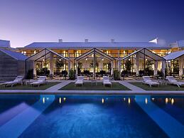 Cavalry Court, by Valencia Hotel Collection