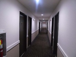 Americas Express Inn