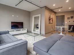 Deedee's Apartments - Lofts at Grove