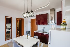 Amari Apartments