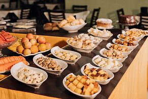 Trindade Plaza Hotel