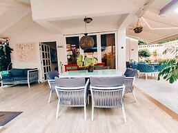 Summer House Inn San Andres