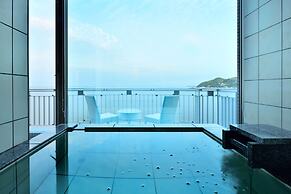 Fontaine Bleau Atami