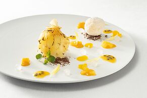 Fontaine Bleau Atami