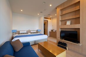 Fontaine Bleau Atami