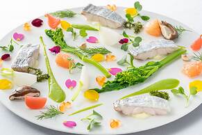 Fontaine Bleau Atami