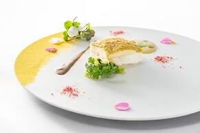 Fontaine Bleau Atami