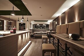 ARX Hotel & Restaurant