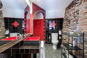 Hotel & Restaurant Cal Llop