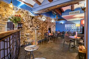 Hotel & Restaurant Cal Llop