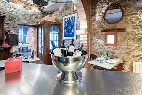 Hotel & Restaurant Cal Llop