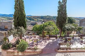 Hotel & Restaurant Cal Llop
