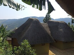 Trackers Safari Lodge Bwindi