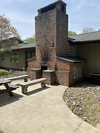 Foggy Mountain Lodge