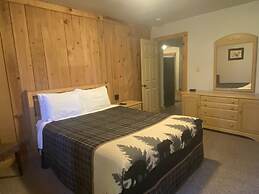 Foggy Mountain Lodge