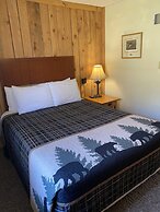 Foggy Mountain Lodge