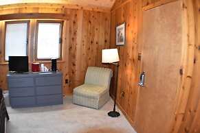 Foggy Mountain Lodge