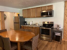 Foggy Mountain Lodge