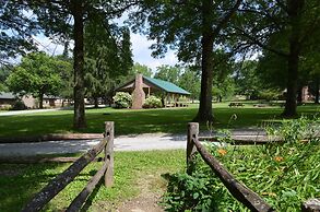 Foggy Mountain Lodge