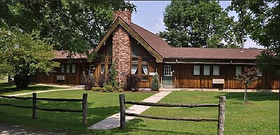 Foggy Mountain Lodge