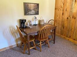 Foggy Mountain Lodge