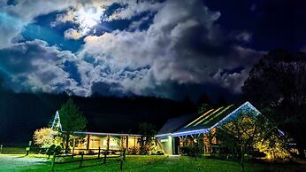 Foggy Mountain Lodge