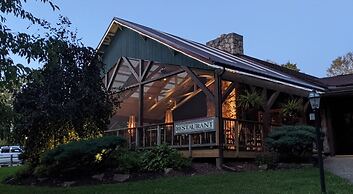 Foggy Mountain Lodge