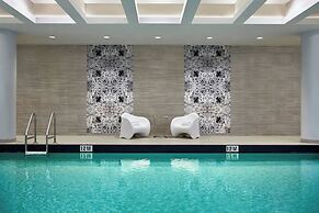 Calgary Airport Marriott In-Terminal Hotel