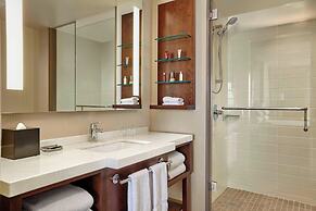 Calgary Airport Marriott In-Terminal Hotel