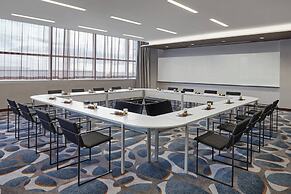 Calgary Airport Marriott In-Terminal Hotel