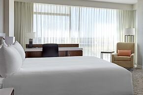 Calgary Airport Marriott In-Terminal Hotel