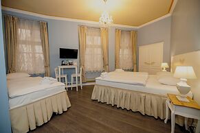 Cathedral Prague Apartments