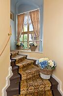 Cathedral Prague Apartments