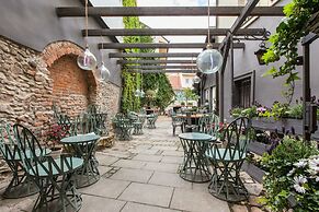 Cathedral Prague Apartments