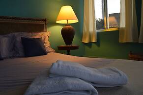 Banana Leaf Eco Hostel