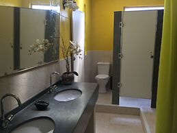 Banana Leaf Eco Hostel