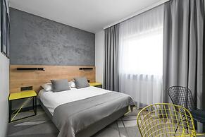 Air Hotel
