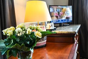 Komoda Club Residence