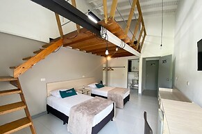 Ayenda 1224 Pixel House