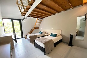 Ayenda 1224 Pixel House