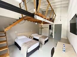 Ayenda 1224 Pixel House