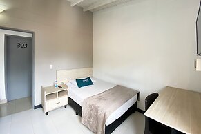 Ayenda 1224 Pixel House