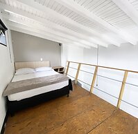 Ayenda 1224 Pixel House