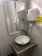 Black Sheep Hostel - Adults Only