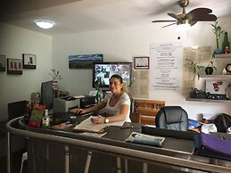 Black Sheep Hostel - Adults Only